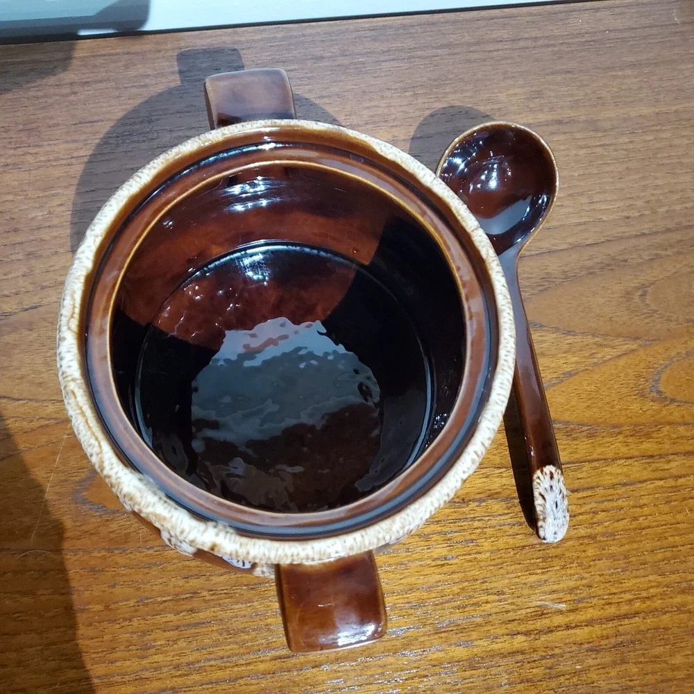 Art Pottery Glazed Drip Studio Pottery Soup Tourane /‎ Brown / Unsigned